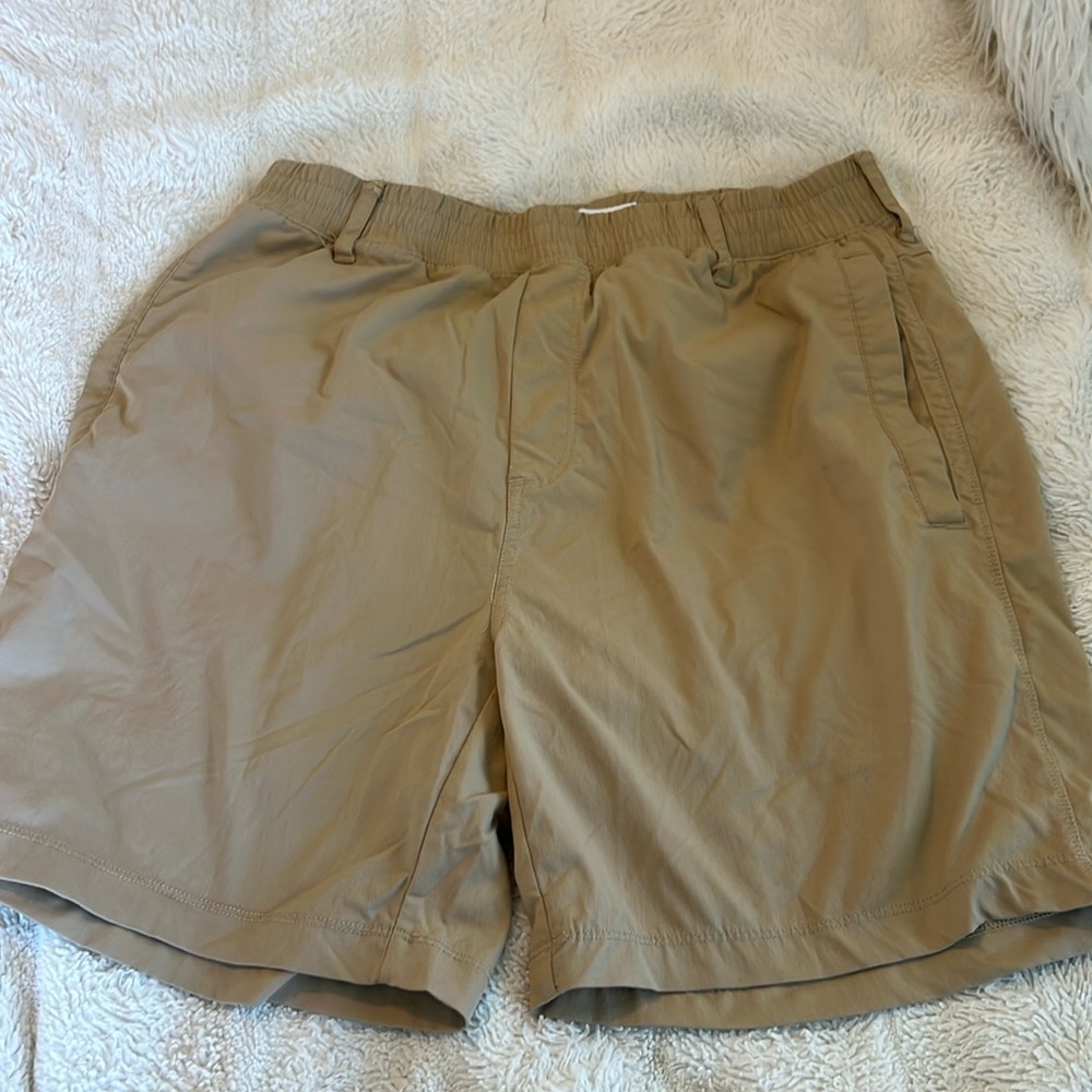 Crown & Ivy Short
